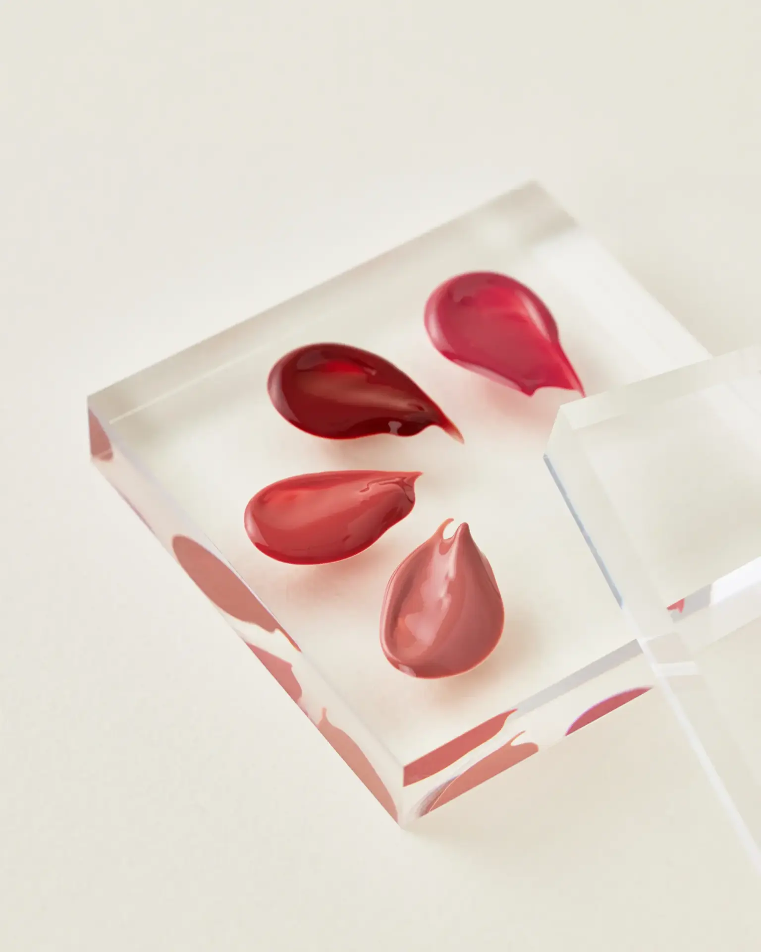 House of HUR glow ampoule tint 1
