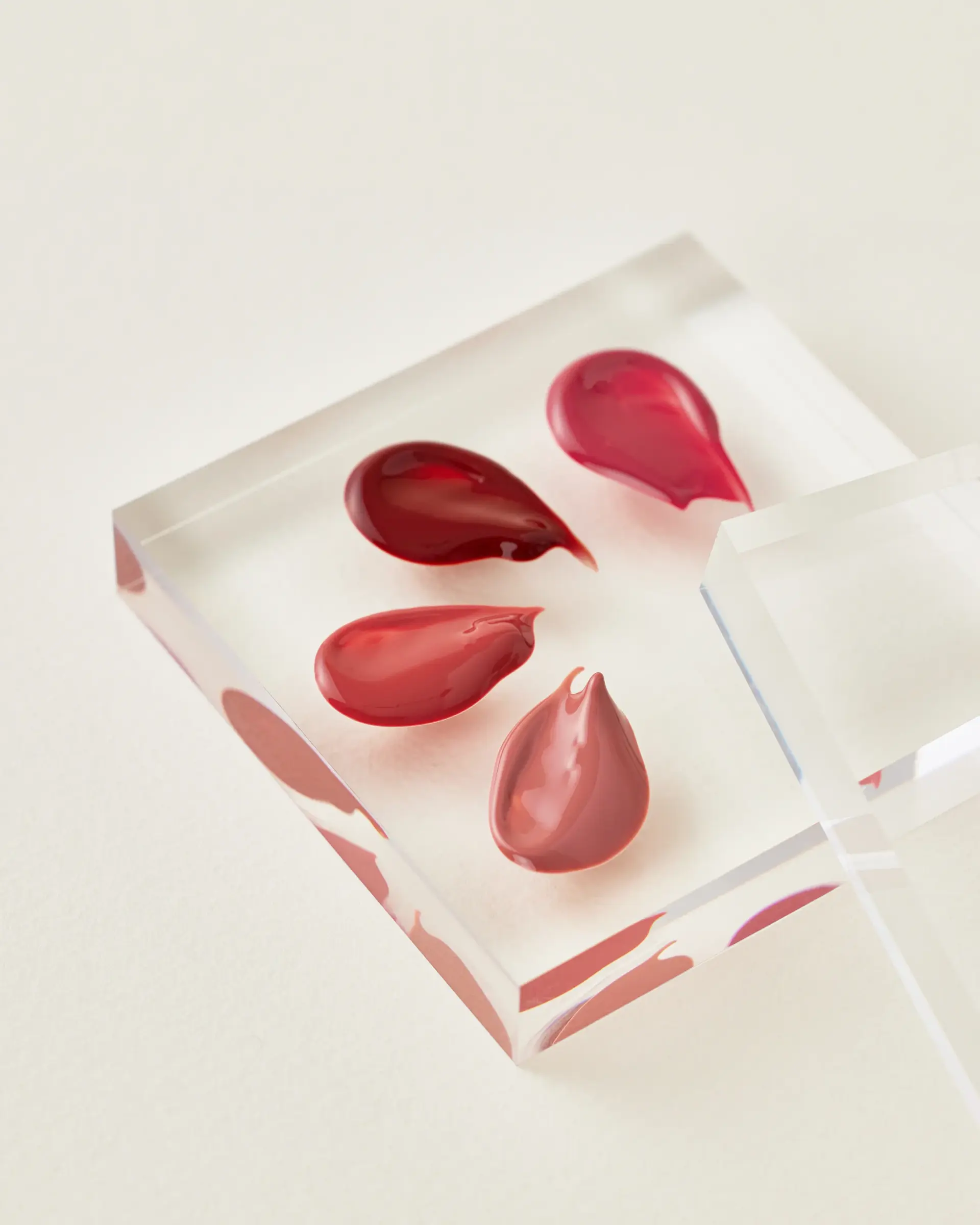 House of HUR glow ampoule tint 1