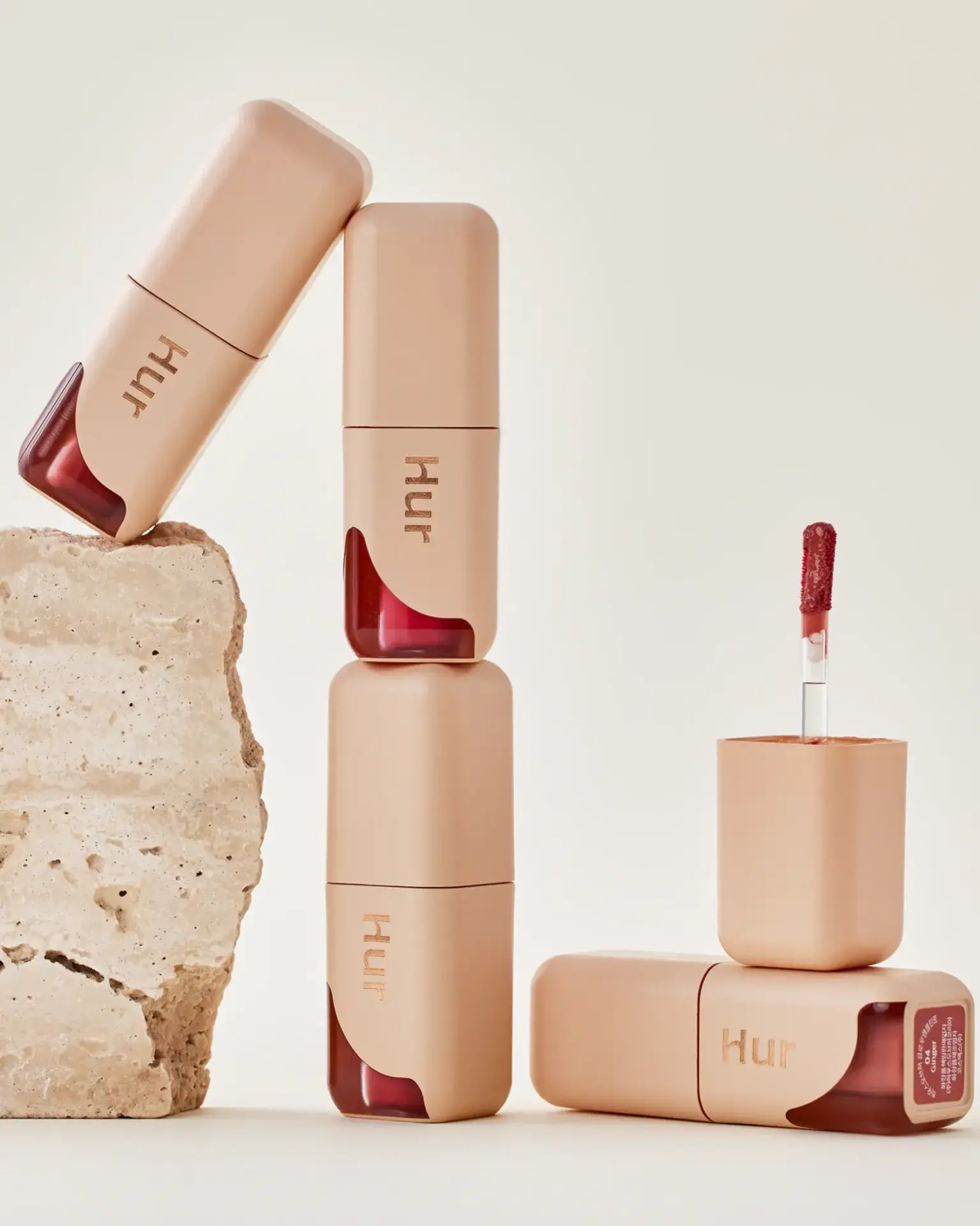 House of HUR glow ampoule tint